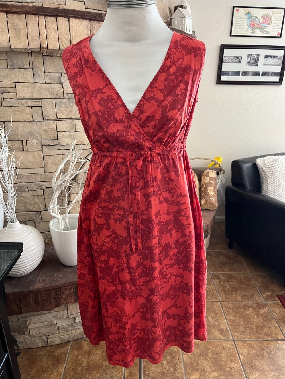 Eddie Bauer Red Floral Tie Front Sleeveless Dress Size 4